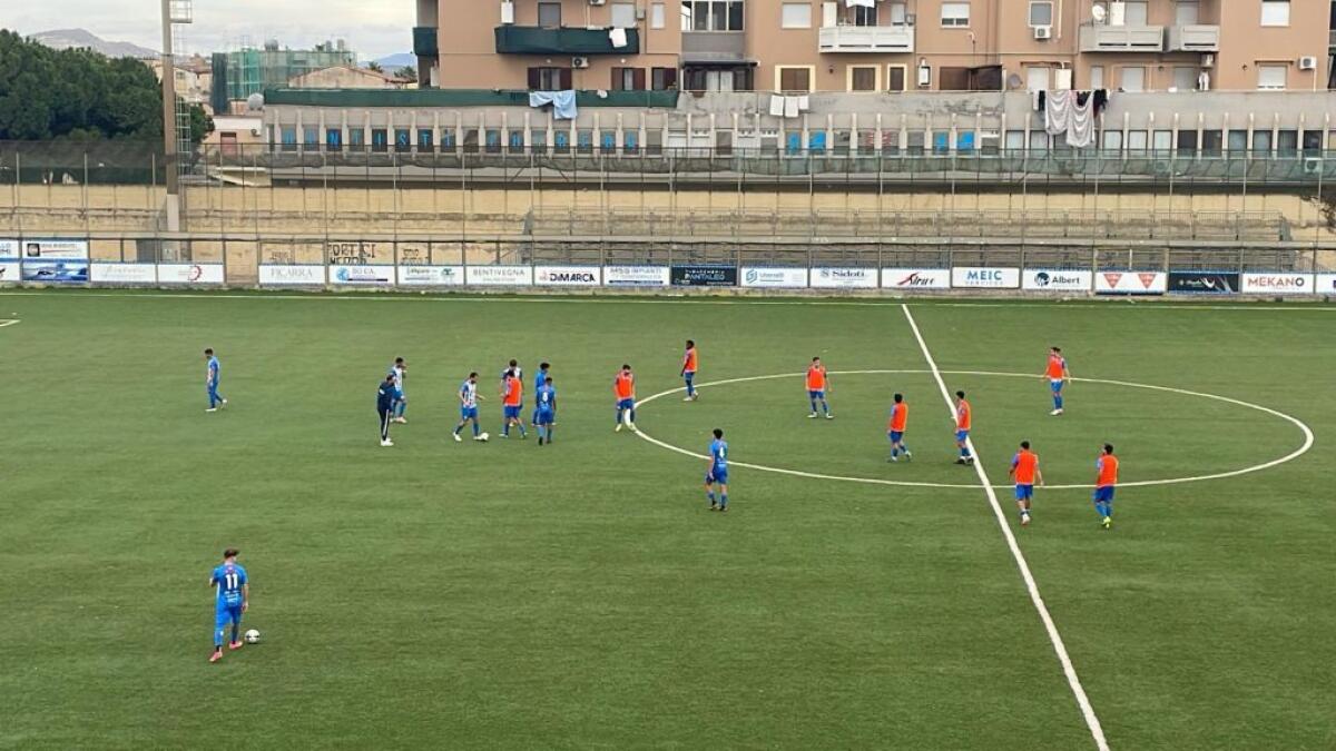 Gela vince al "Presti", Santa Croce inizia in 10 e poi si ritira - 