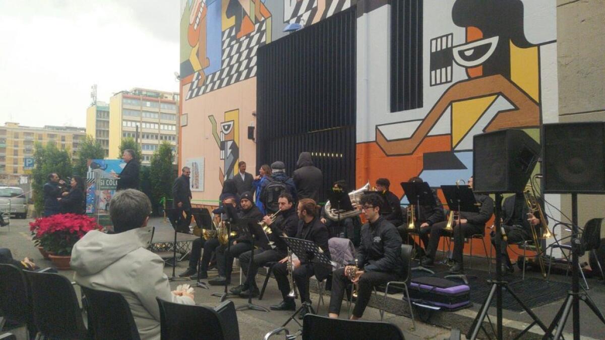 “Banco di Vita”, a Catania un murales sul palazzo della Banca d’Italia - 