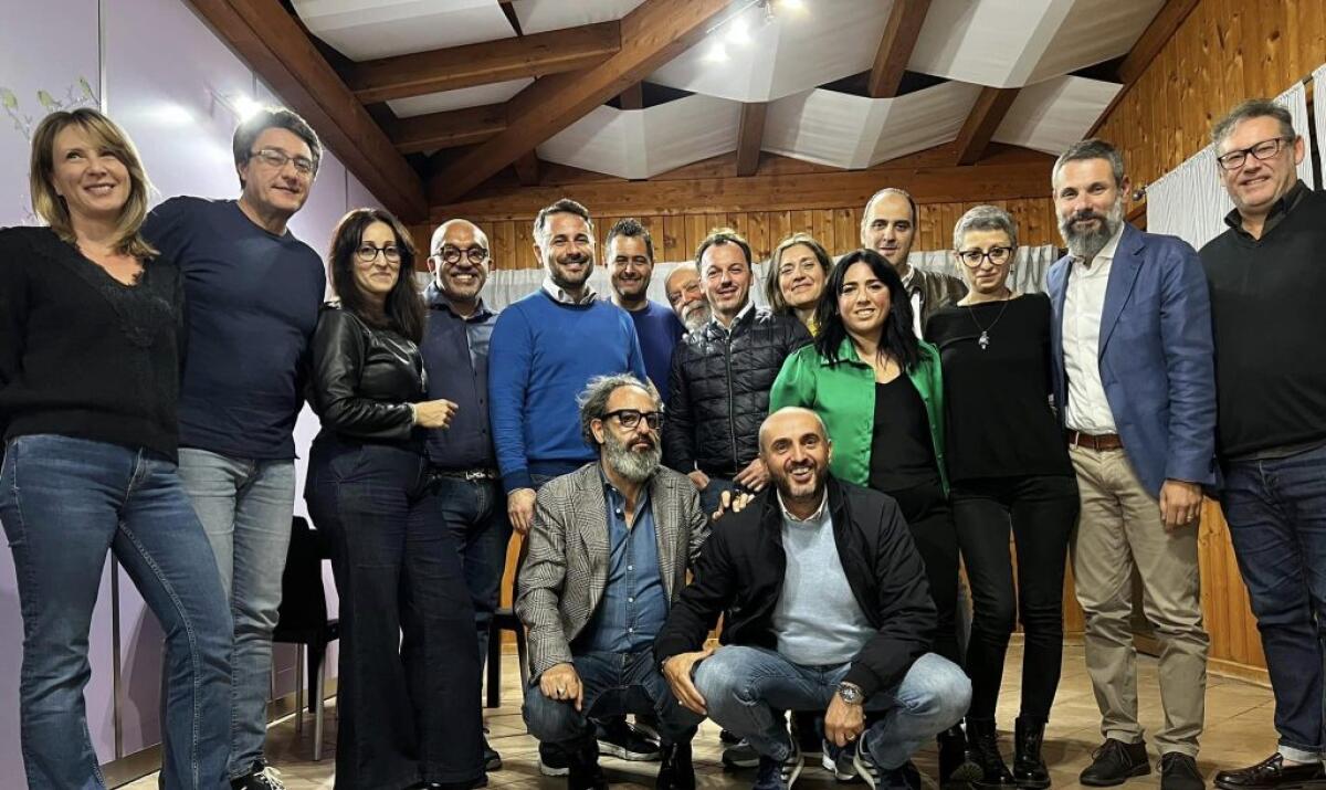 Di Paola, "contatti in corso per tavolo unitario": Di Stefano, "entro Natale altrimenti sarà troppo tardi" - Grillini e civici insieme