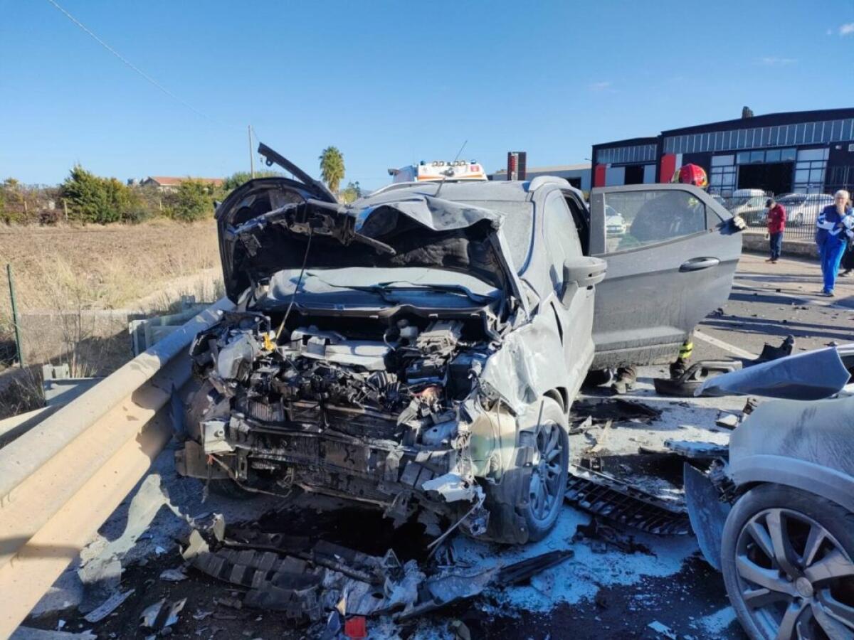 Incidenti stradali, coinvolte 6 persone tra cui due bimbi nel Ragusano - 