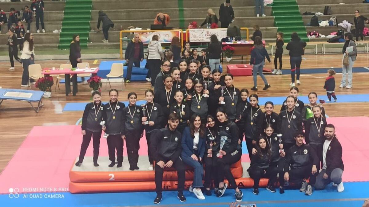 Le ginnaste gelesi dell'Acrobatic Group trionfano a Marsala - 