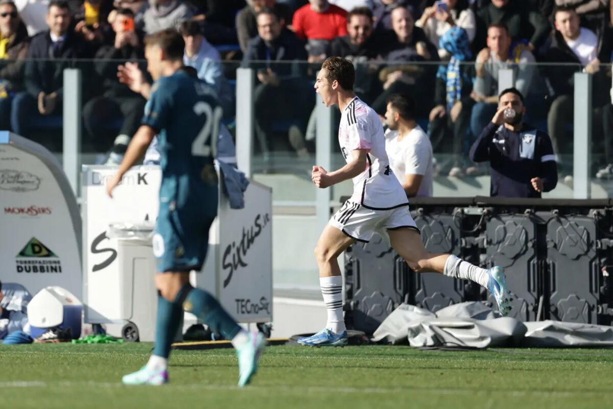 Yildiz e Vlahovic, la Juventus vince 2-1 a Frosinone - 