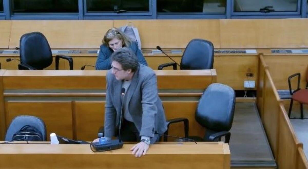 Ghelas, commissione contesta linea dell'amministrazione: "Non possono esserci proroghe infinite" - Faraci in aula