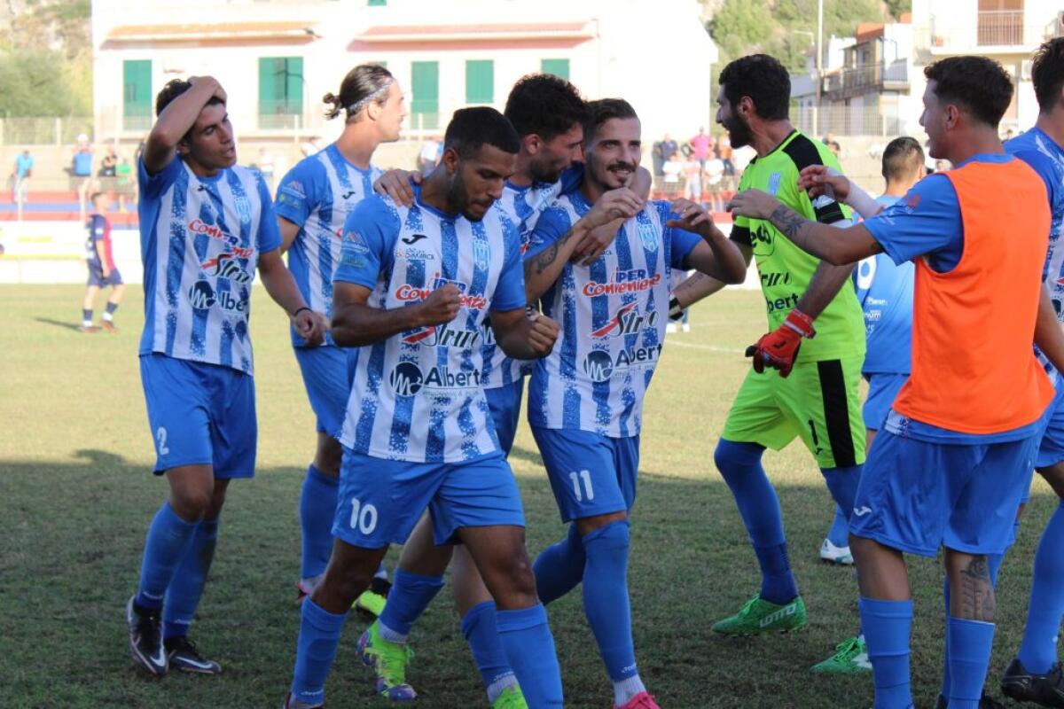 Vi spieghiamo il caso Leonzio-Gela, Gambuzza: Non lascio la nave in difficoltà - 