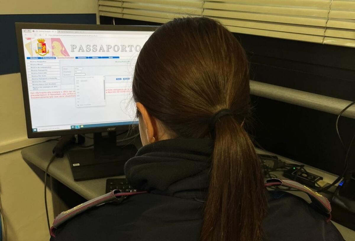 Passaporti, prenotazioni online nei commissiariati di Gela e Niscemi - 