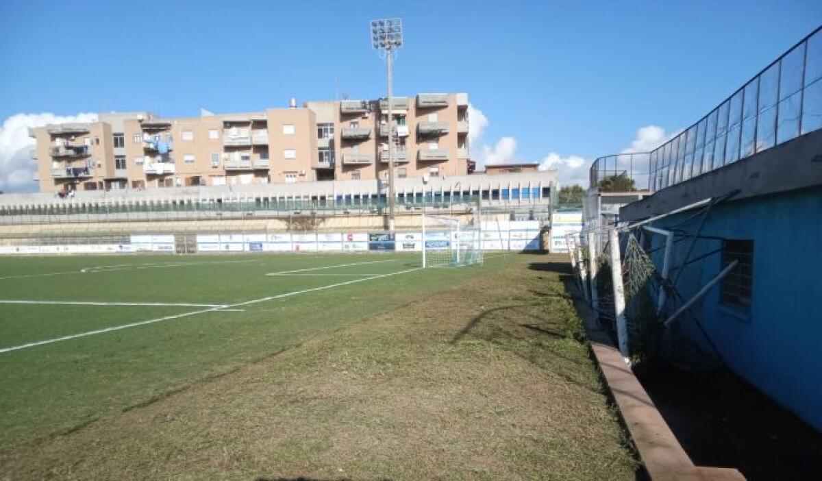 Fondi Pnrr per lo stadio "Presti", finanziamento in bilico: dem interrogano il governo Meloni - Lo stadio "Presti"