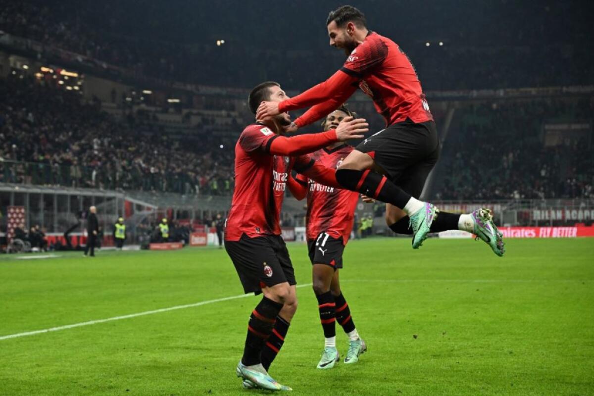 Milan ai quarti di Coppa Italia, battuto 4-1 il Cagliari - 