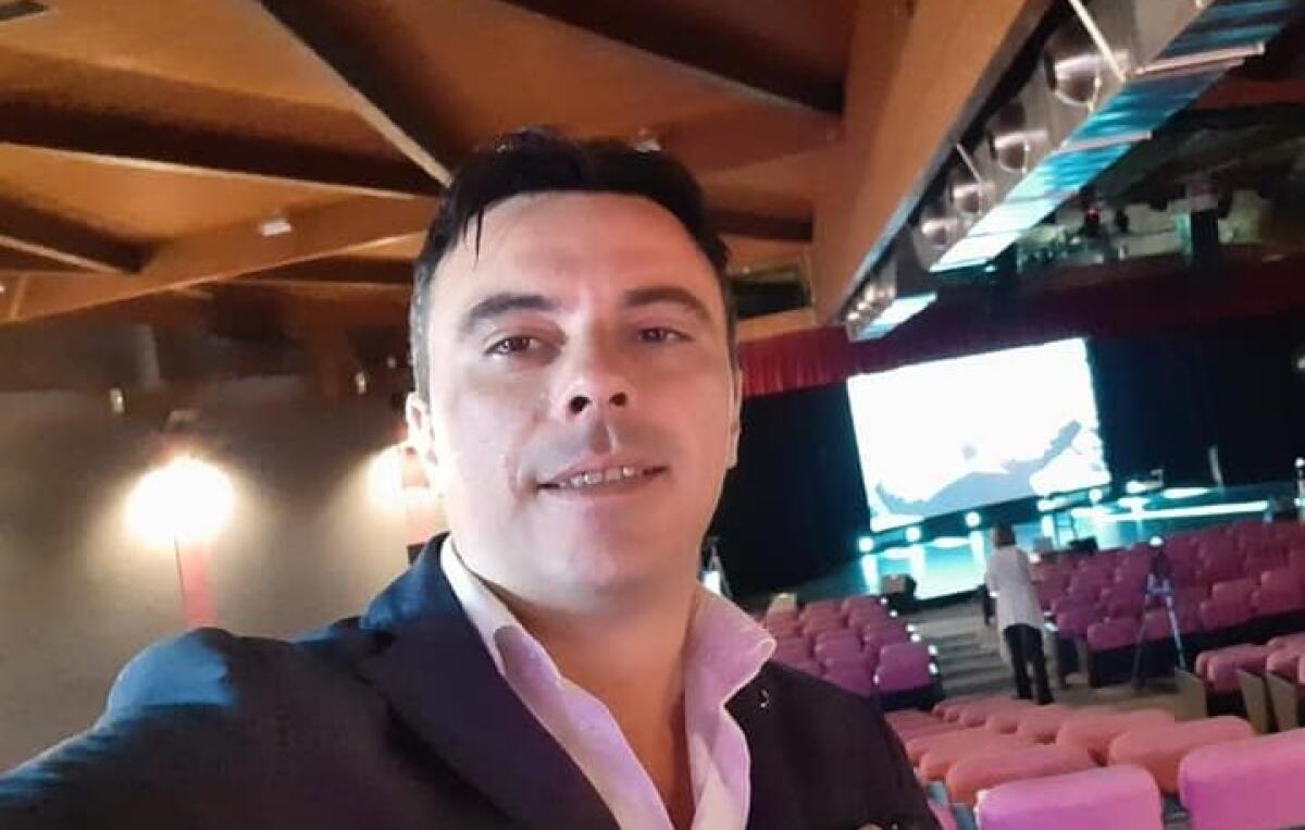 Lo schianto a Settefarine, il tentativo di rianimarlo e la morte: dramma per Gregorio Perrone - Gregorio Perrone