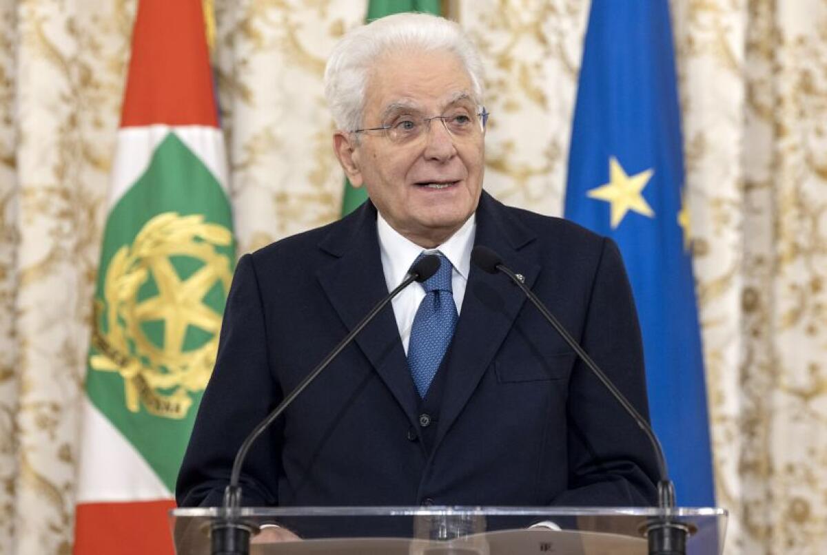 Mattarella “Urgente definire nuovo patto Ue per l’immigrazione” -