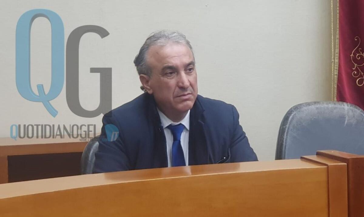 Ato rifiuti, assemblea deserta: sindaci puntano al voto su Lucisano in seconda convocazione - Il commissario Ato Lucisano