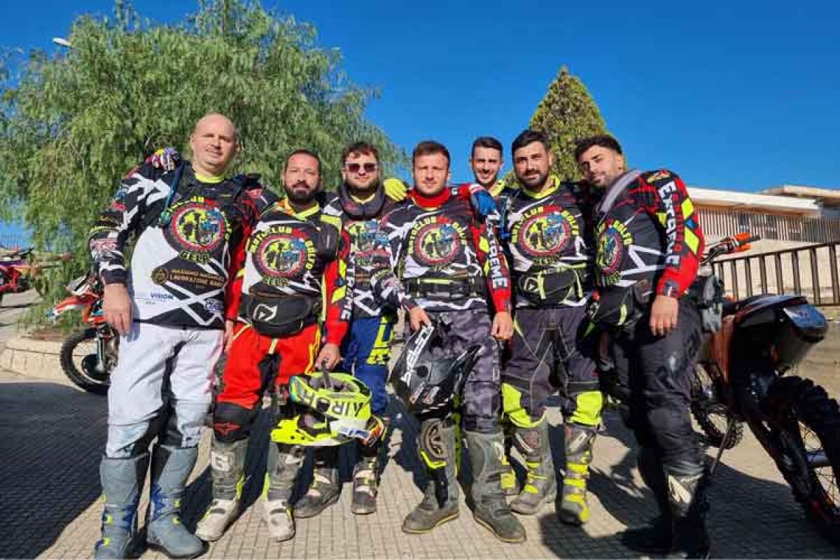 Moto raduno “Gelone extreme”, attesi 400 enduristi alla seconda edizione - Nella foto: Enduristi del moto club Golfo di Gela.