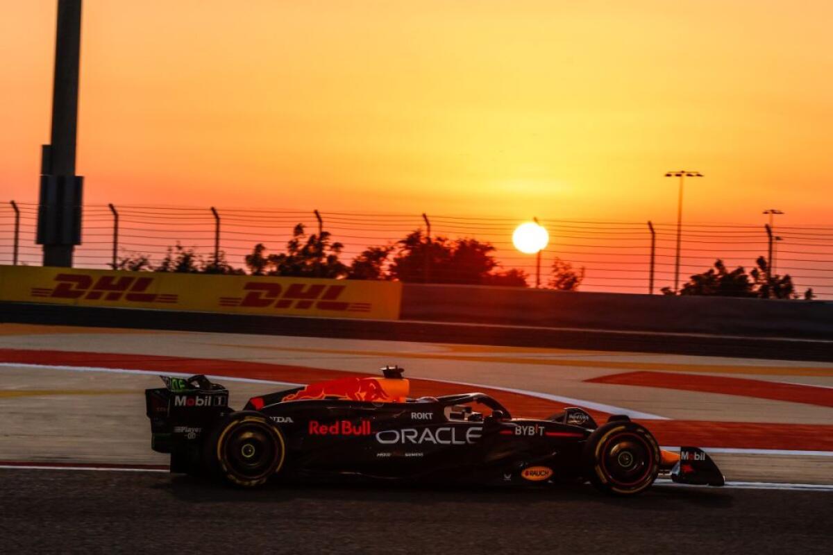 Subito Verstappen davanti a tutti nei test in Bahrain - 
