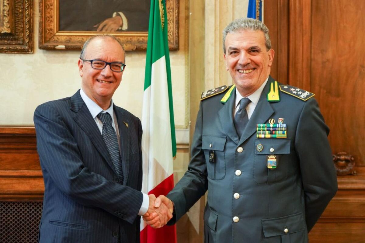 Scuola, intesa ministero-guardia di finanza contro i “diplomifici” - 