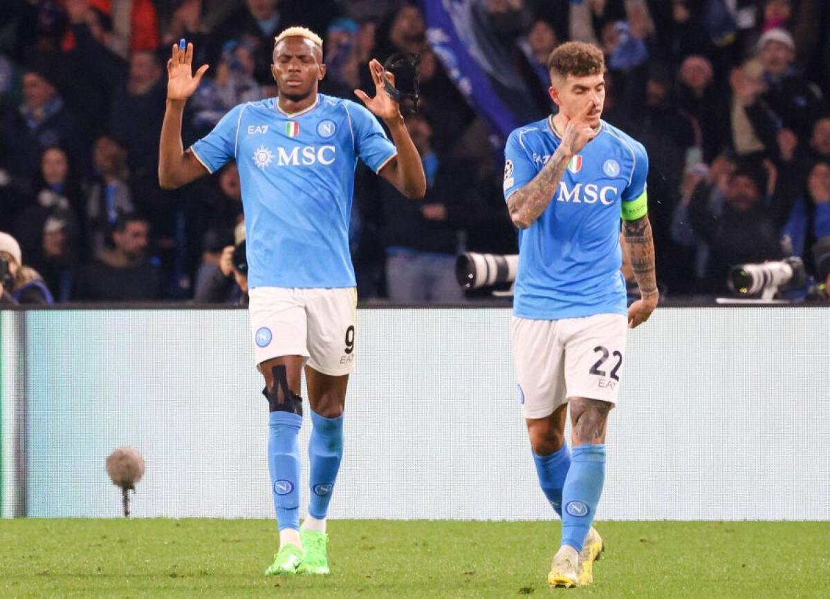 Osimhen risponde a Lewandowski, Napoli-Barcellona 1-1 -