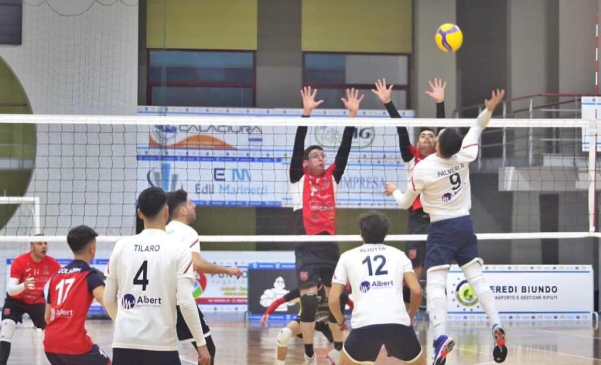 Volley, compagini locali in gran spolvero: vincono Ecoplast e Nuova città di Gela - 