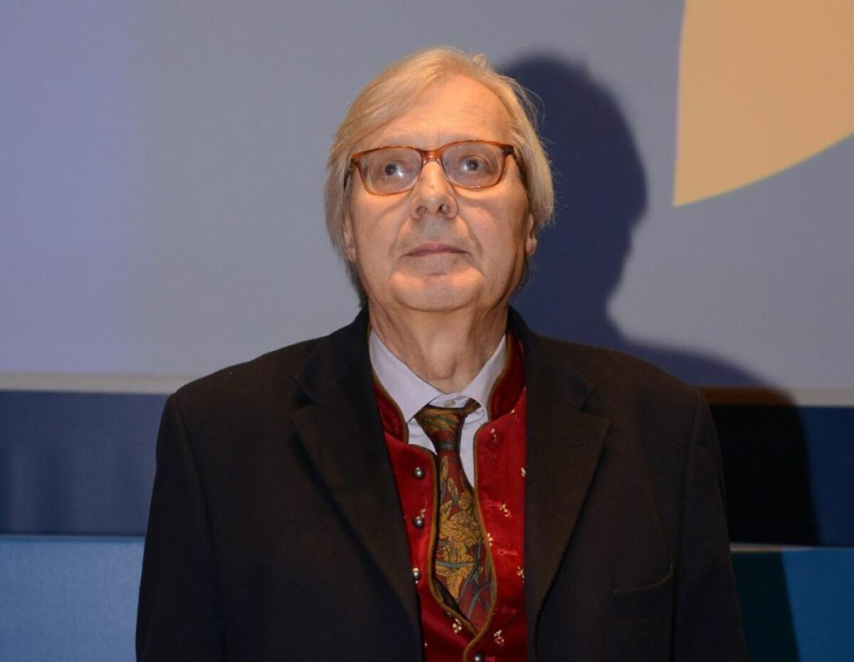 Sgarbi a Palazzo Chigi da Meloni “Mi sono dimesso” - 