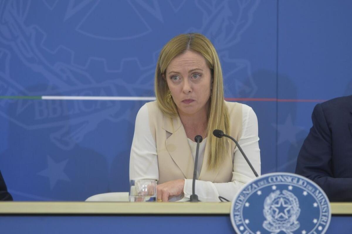 G7, Meloni presiede riunione leader. Collegamento con Zelensky - 