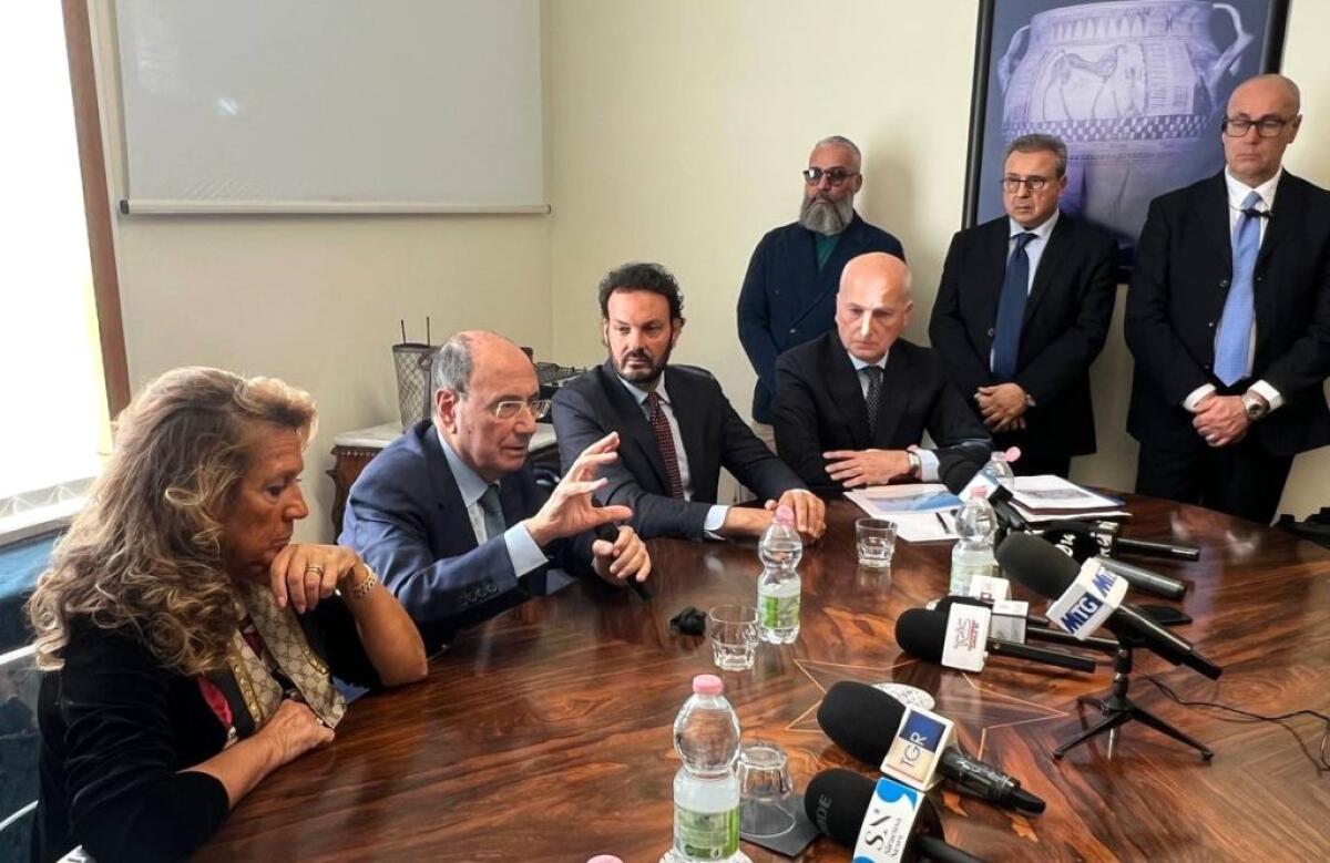 Schifani, "ci saranno gli interventi previsti nel nosocomio di Siracusa": "Gela avrà il nuovo ospedale" -