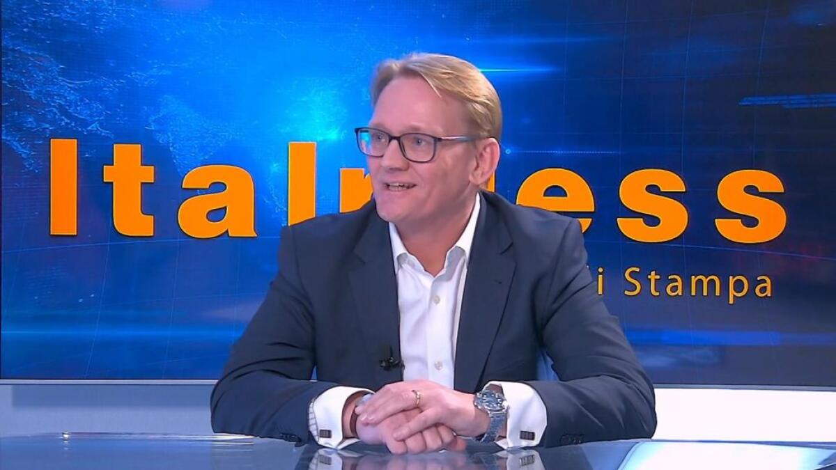 Baaring (Sanders) “La tecnologia al servizio della cura dei capelli” - 