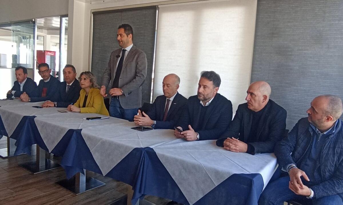 Di Stefano e gli alleati lanciano la fase due: "Siamo costruttori, nessun Greco bis" - 