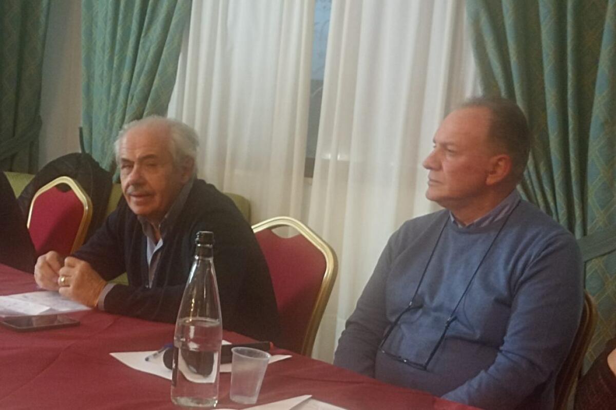 "Greco e Caci parlino e aggreghino", Lombardo: "Mi aspettavo Di Stefano, ora è prigioniero M5s" - 