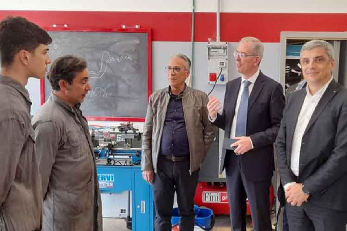 L'assessore regionale Marco Falcone incontra gli allievi della scuola dei mestieri Euroform - 