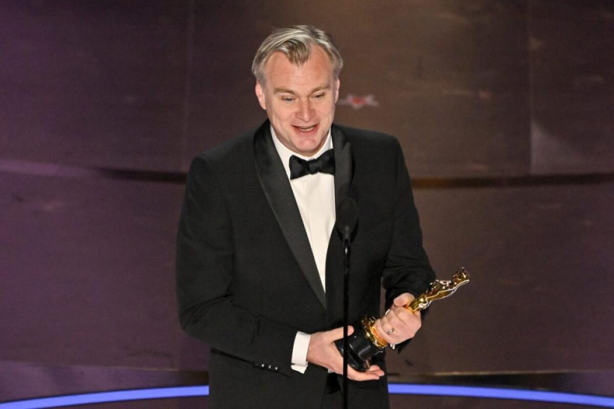 “Oppenheimer” trionfa agli Oscar, delusione per “Io, capitano” - 