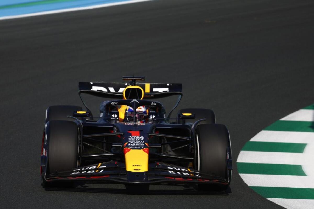 Super Verstappen vince gara Sprint del Gp di Cina -
