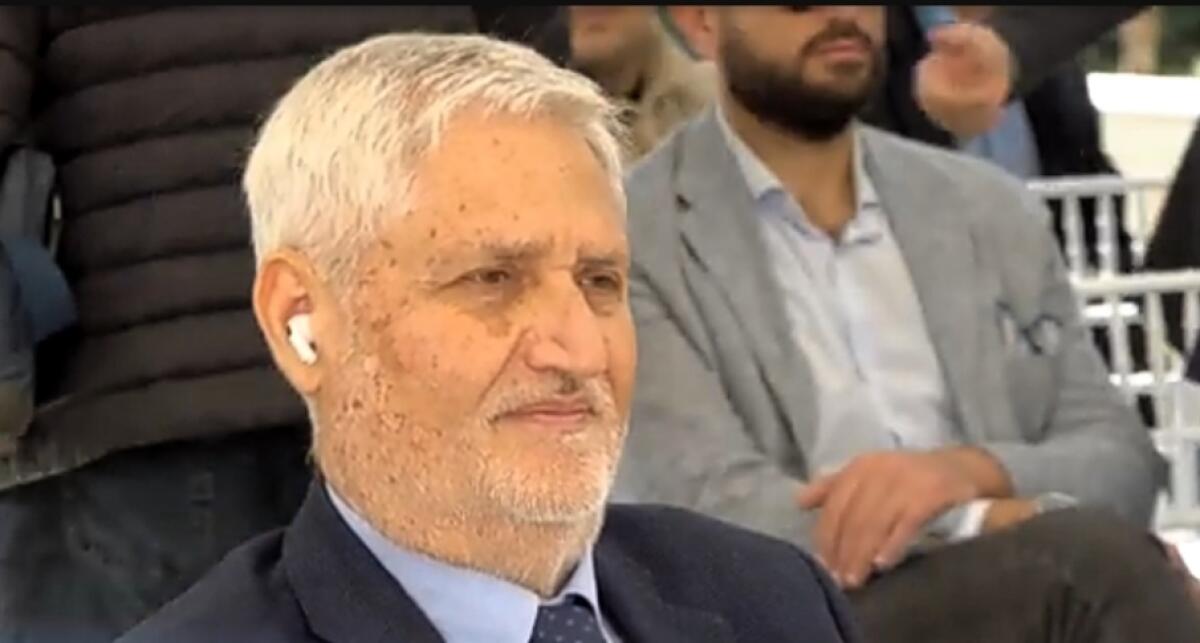 Dem sciolgono la riserva, sabato una conferenza stampa: nell'agorà con Di Stefano -