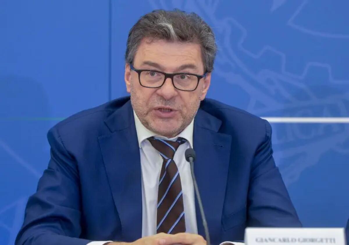 Giorgetti “Il Def è realistico” -