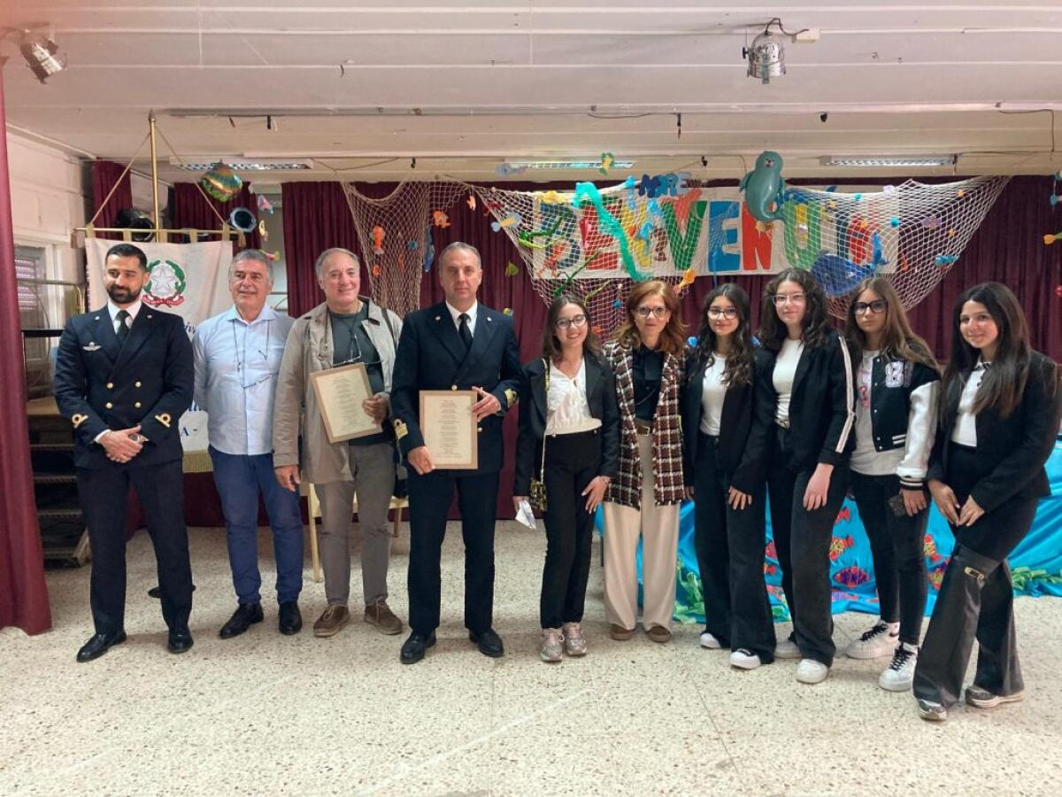 Giornata nazionale del mare: il comandante Masci incontra gli studenti della Don Milani - 