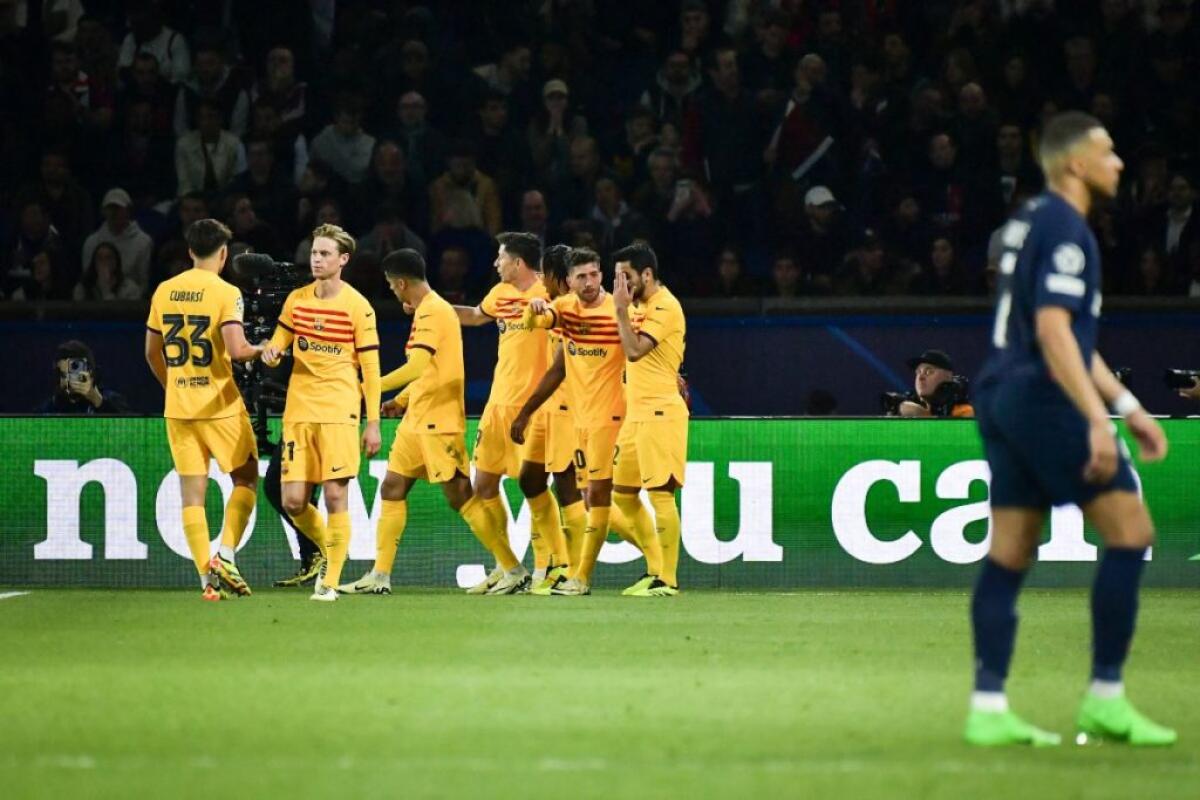 Spettacolo in casa Psg, il Barcellona vince 3-2 - 