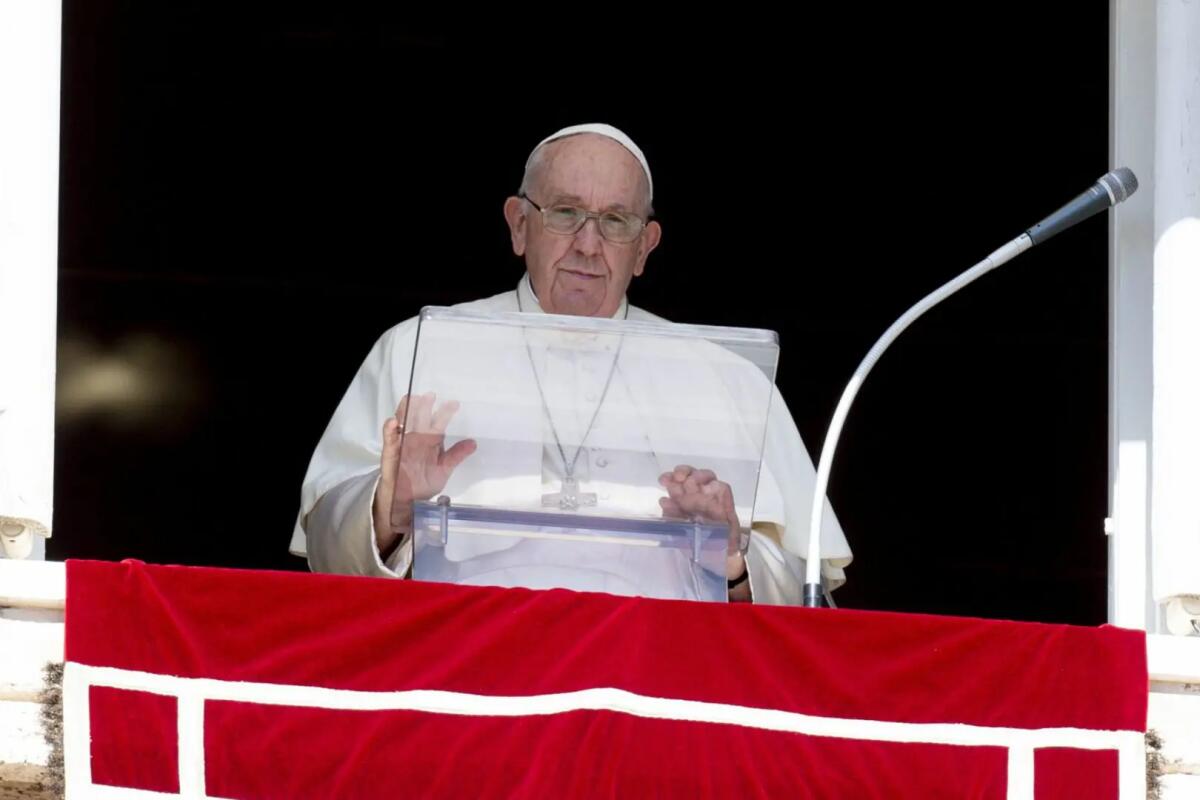 Medio Oriente, Papa “Non cedere a logica della rivendicazione e della guerra” -