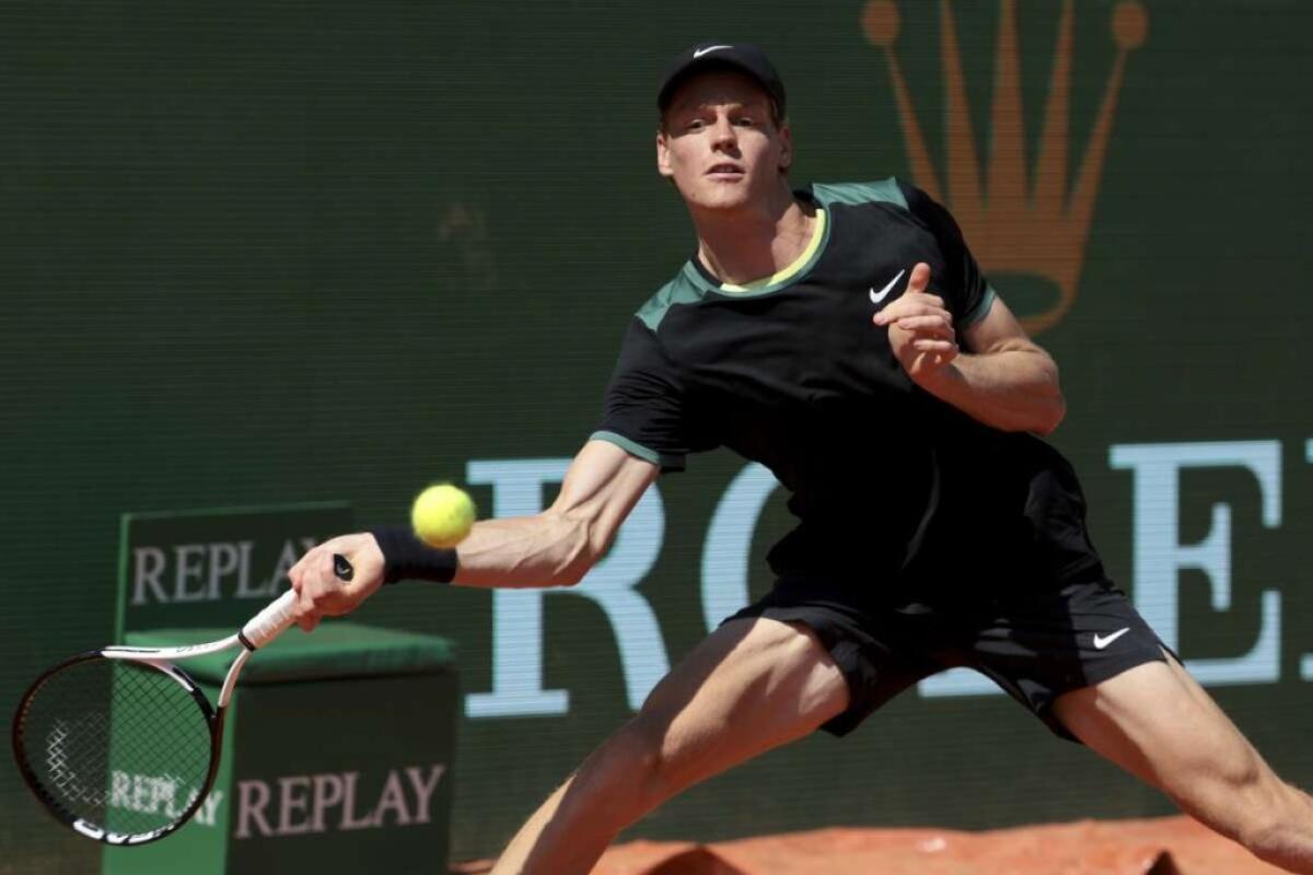Sinner eliminato in semifinale da Tsitsipas a Montecarlo - 