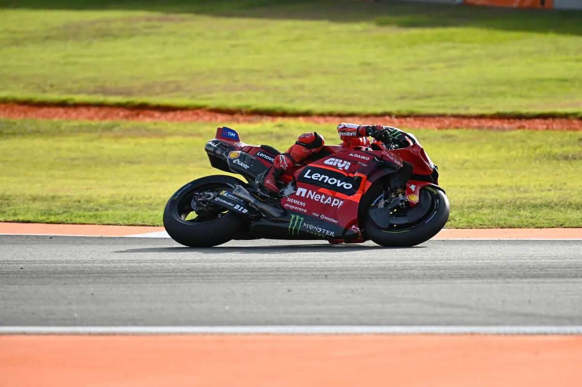 Bagnaia vola nel pomeriggio di Jerez, Vinales e Marquez dietro - 