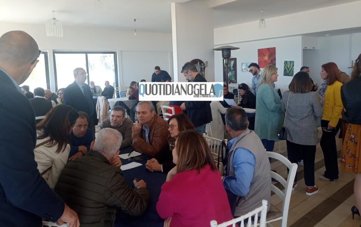 Di Stefano e gli alleati lavorano ad allargare, oggi confronto con la città sui punti programmatici - 