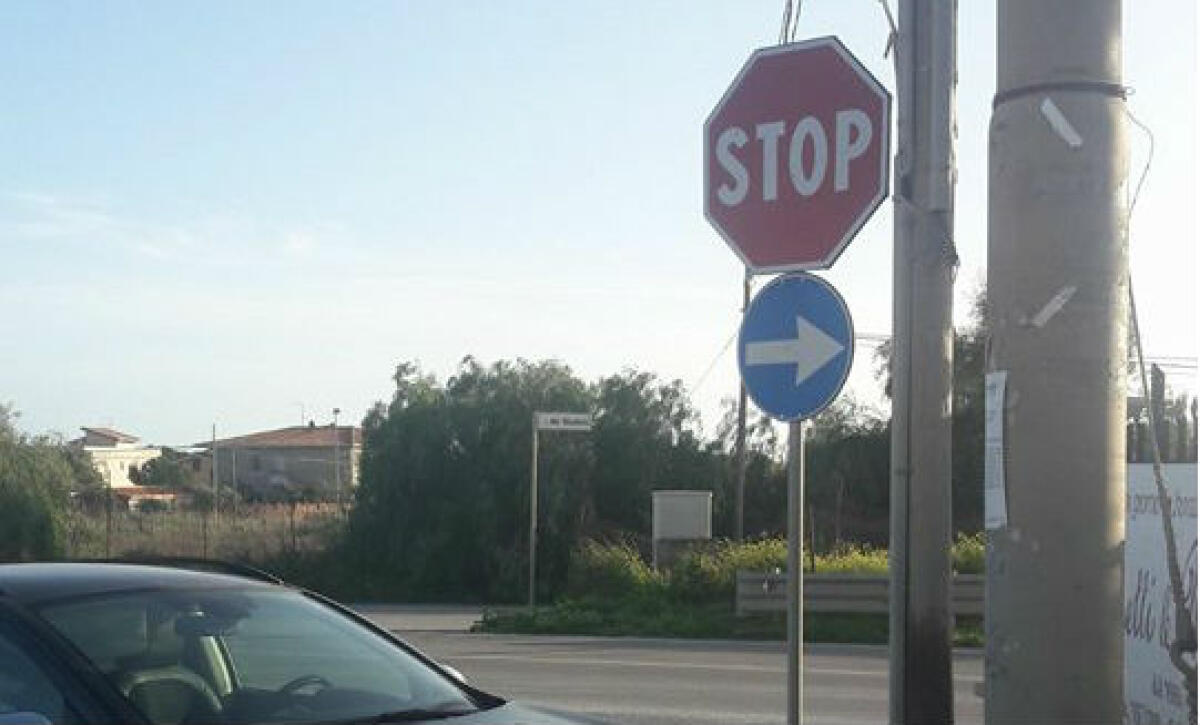 Gela-Manfria, un tratto di strada ceduto: disagi per il transito -
