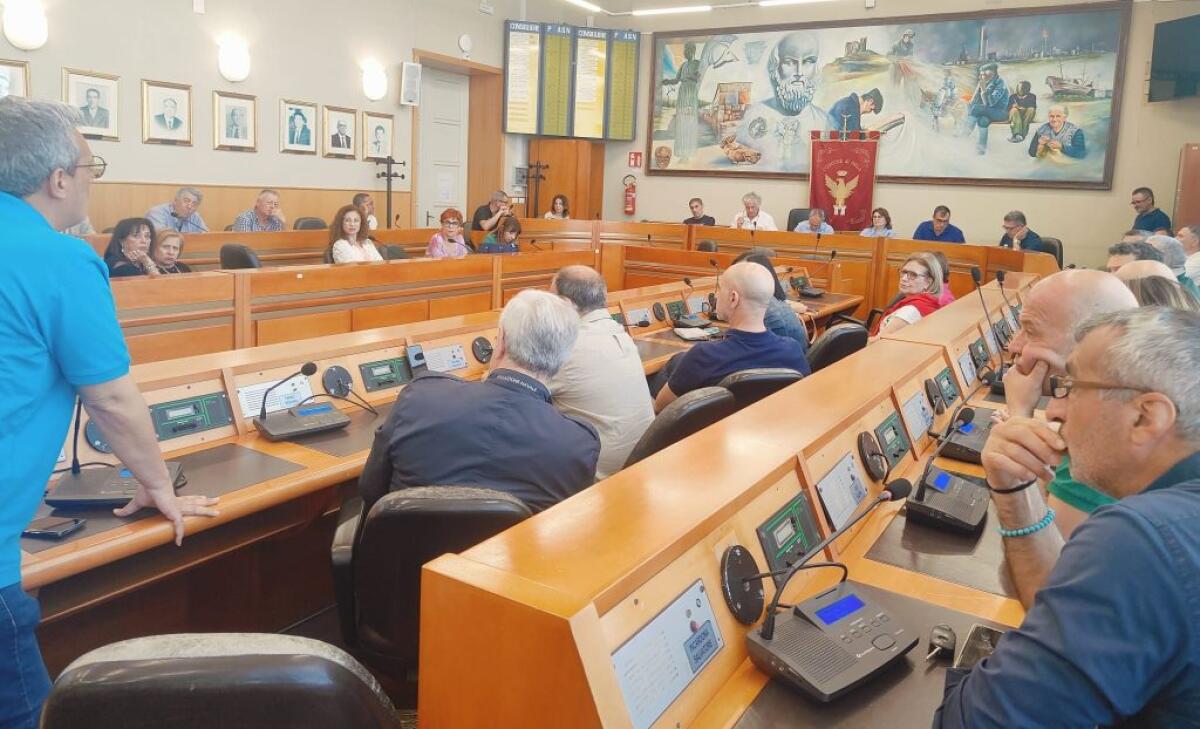 L'ira dei dipendenti comunali: "Progressioni per noi bloccate ma mai per i dirigenti" - 