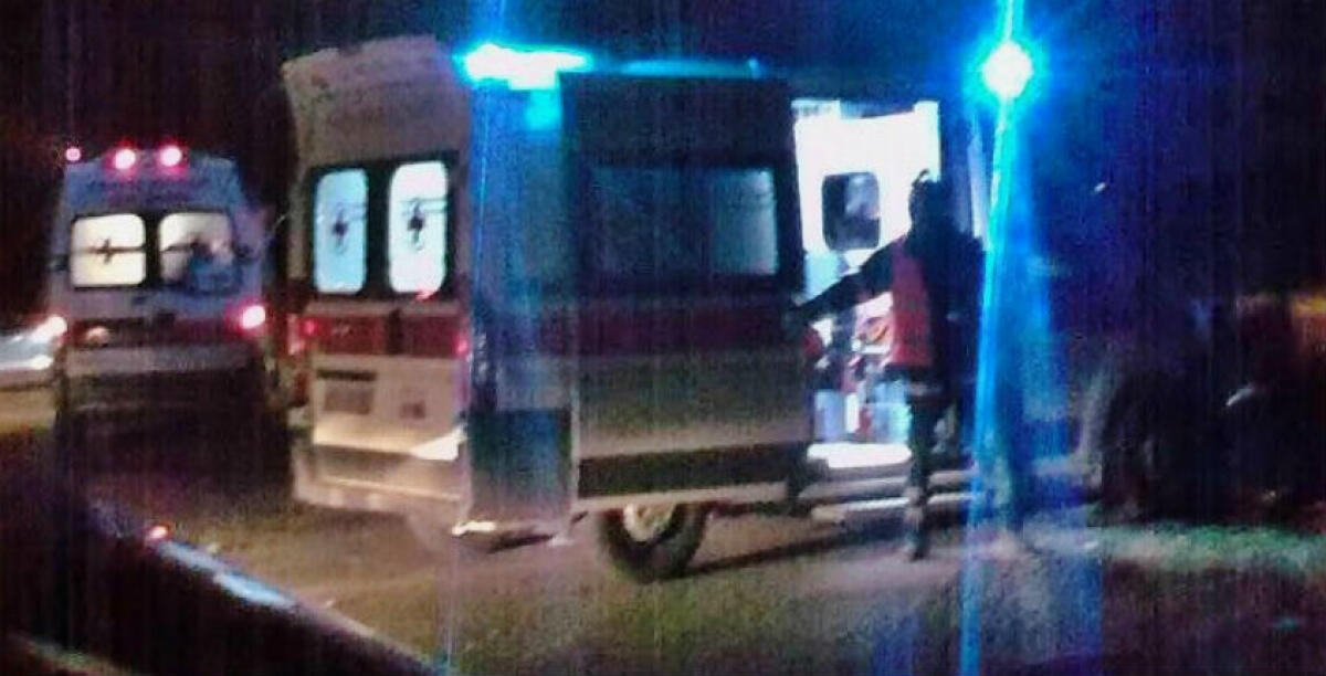 Impatto stradale nella notte, incidente su un tratto del lungomare - 