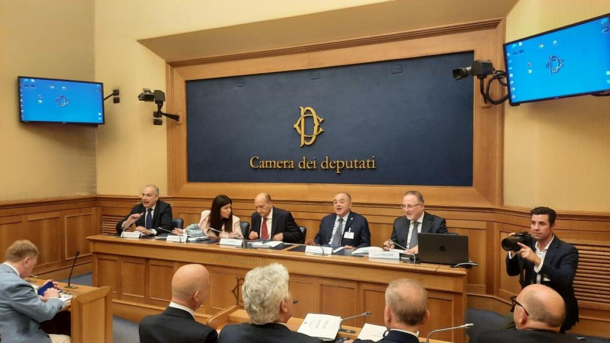 Fondazione Magna Grecia, le mafie puntano su metaverso e dark web -