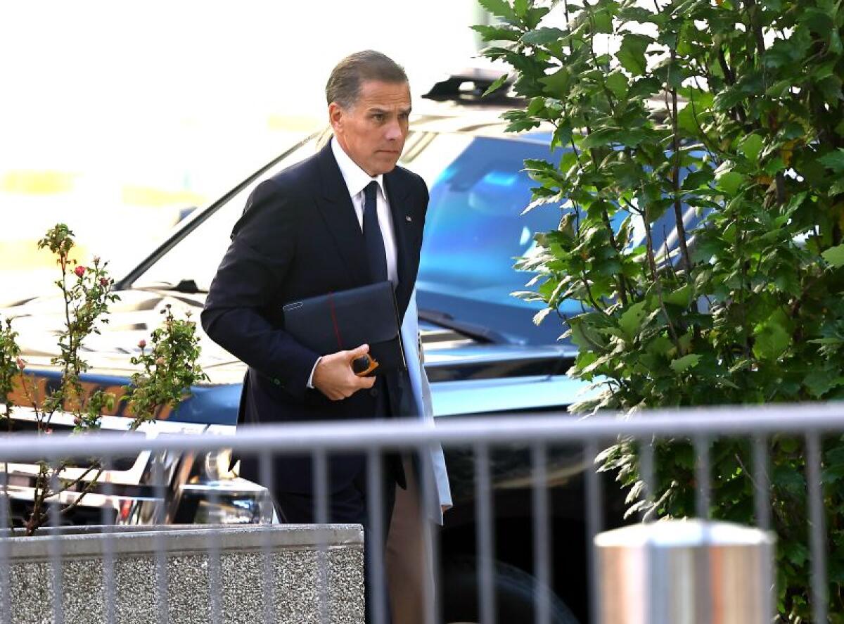 Hunter Biden ritenuto colpevole, rischia fino a 25 anni di carcere - 