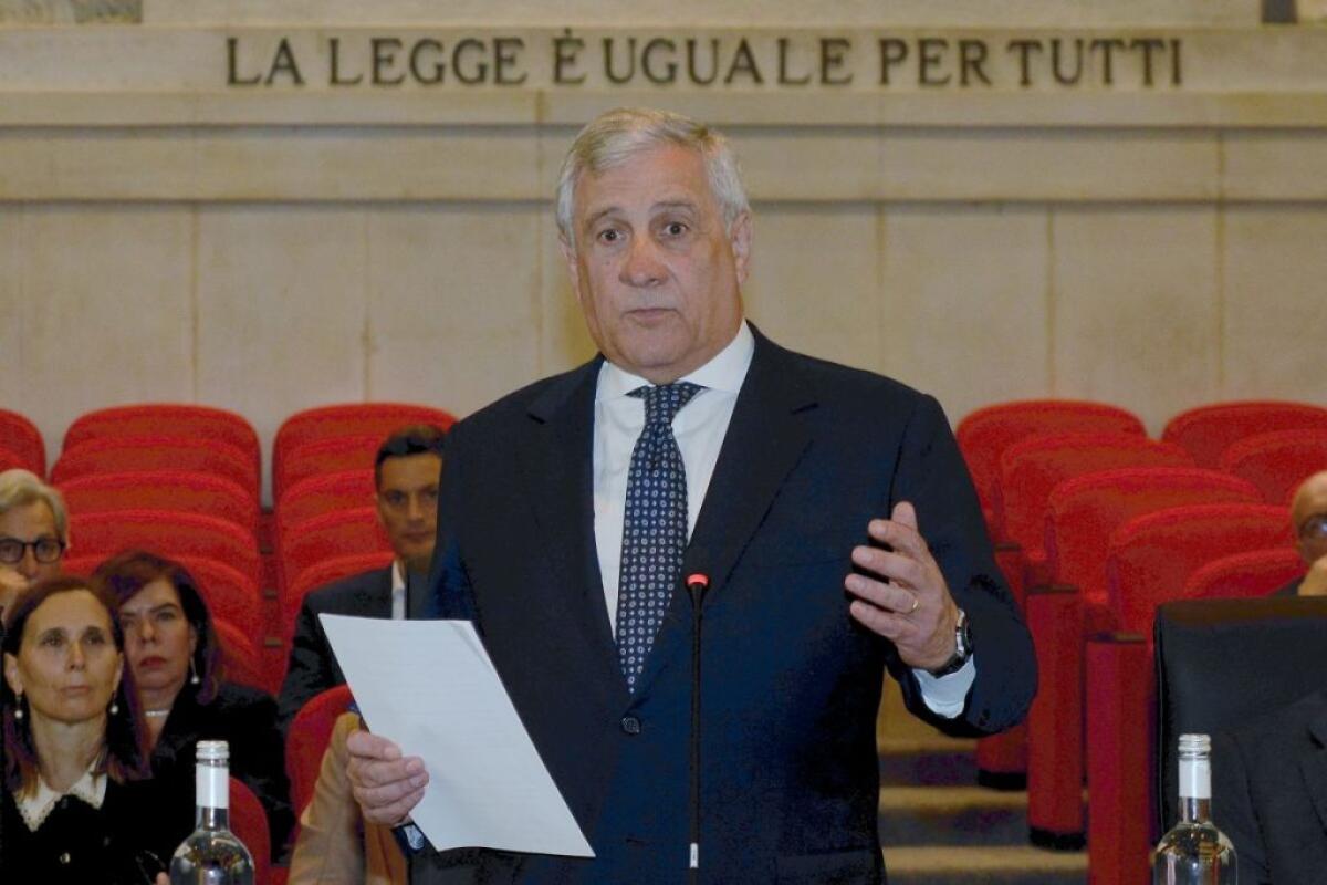 Ue, Tajani “Sosterremo von der Leyen alla presidenza della Commissione” - 