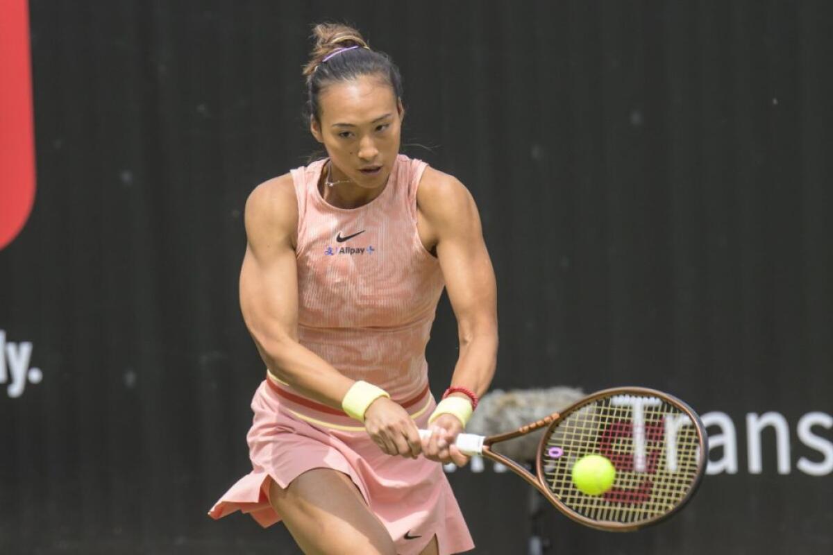 Ai Palermo Ladies Open Qinwen Zheng vola ai quarti - 