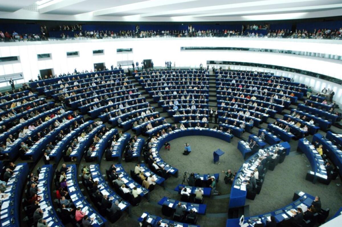 Il nuovo Parlamento europeo conferma il sostegno all’Ucraina - 