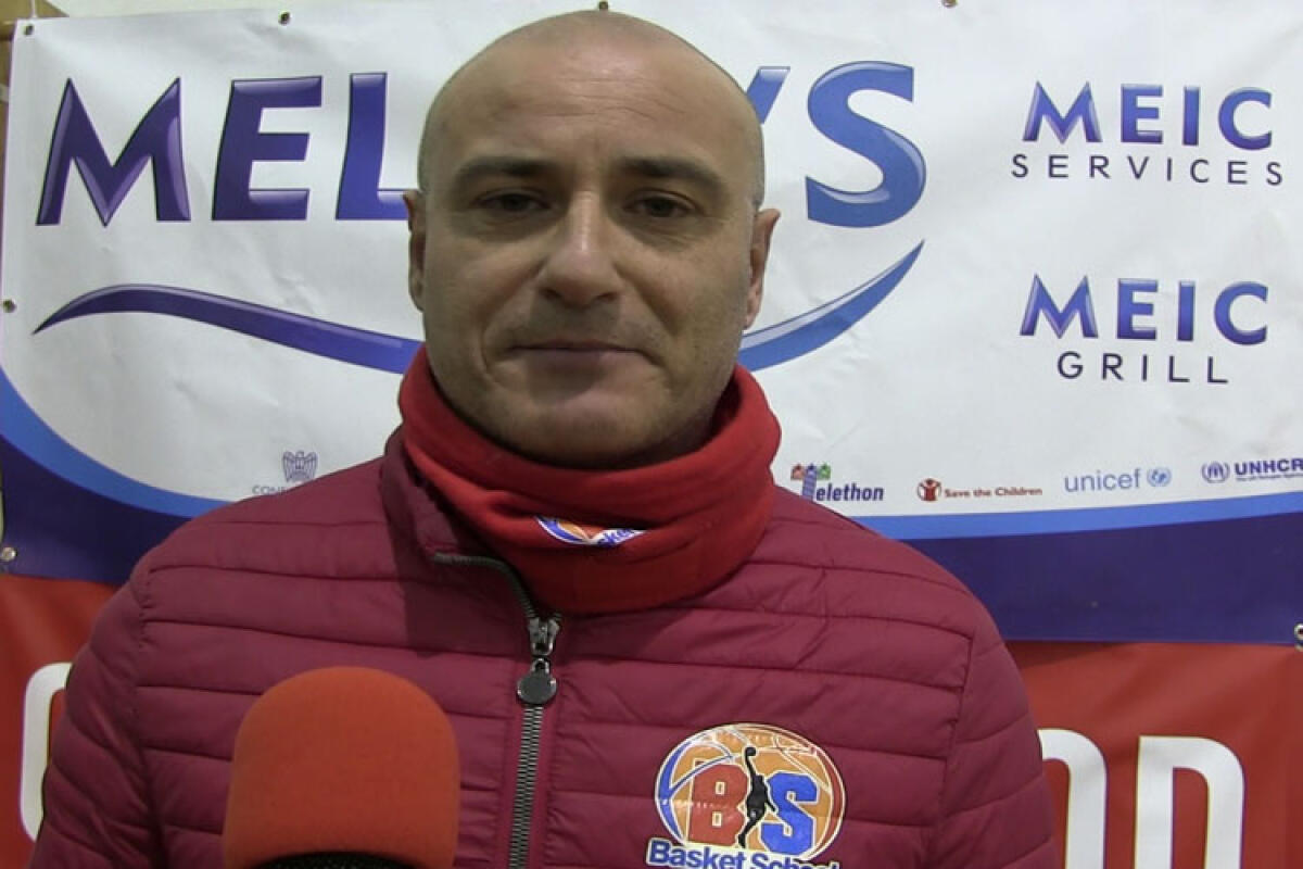 Il progetto basket può andare avanti? L'iscrizione pagata dal coach ma servono imprenditori - 