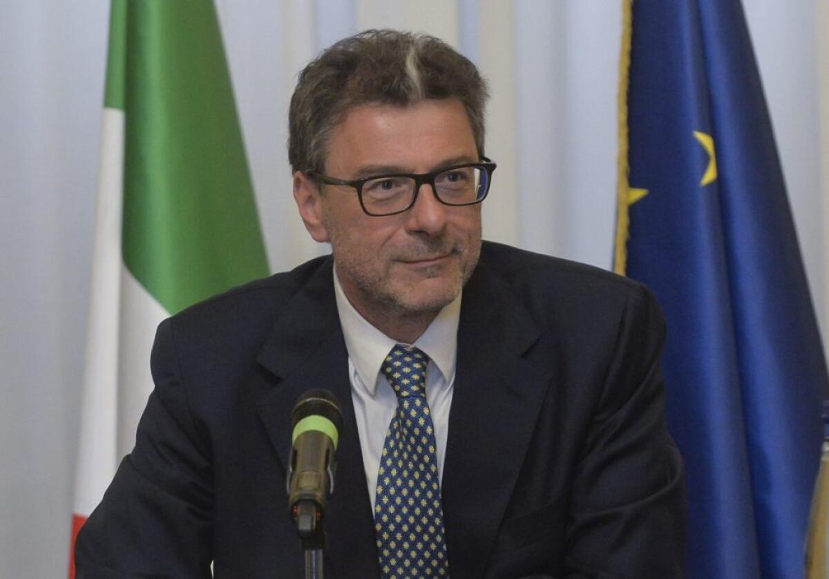 Giorgetti “Per diminuire debito non serve una manovra lacrime e sangue” - 