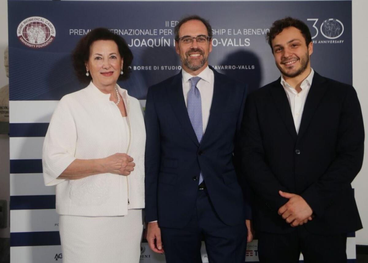 Premio Navarro-Valls a Lina Tombolato Doris e a Nicolò Govoni - 