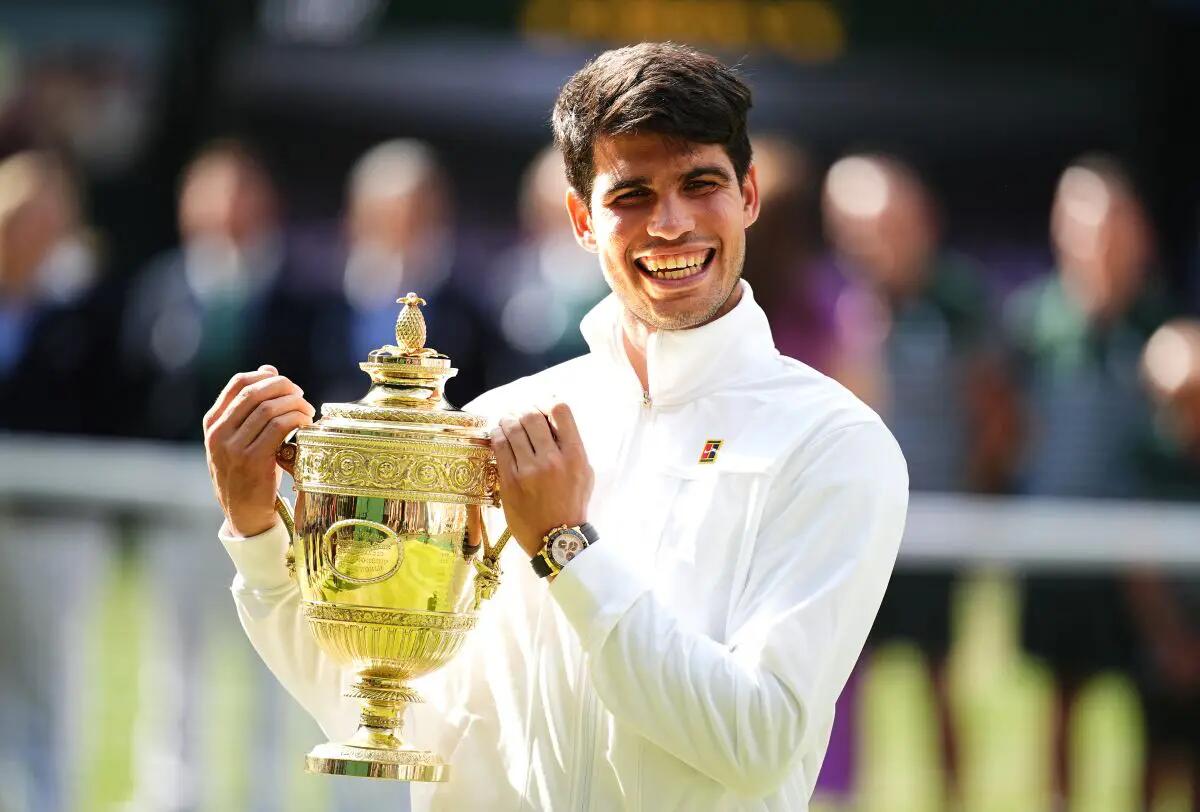 Titolo bis per Alcaraz a Wimbledon, Djokovic ko in finale - 