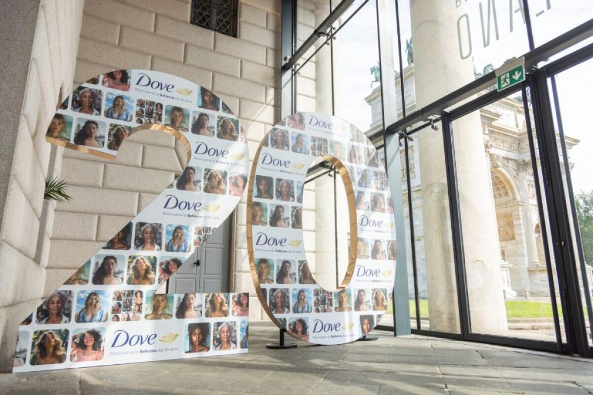 La bellezza femminile affronta le sfide dell’AI, nuova campagna DOVE - 