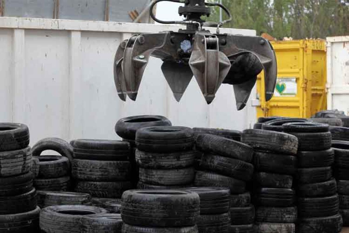 Non abbandonare pneumatici fuori uso: responsabilità e sostenibilità promosse da Autodemolizioni Chimera - 